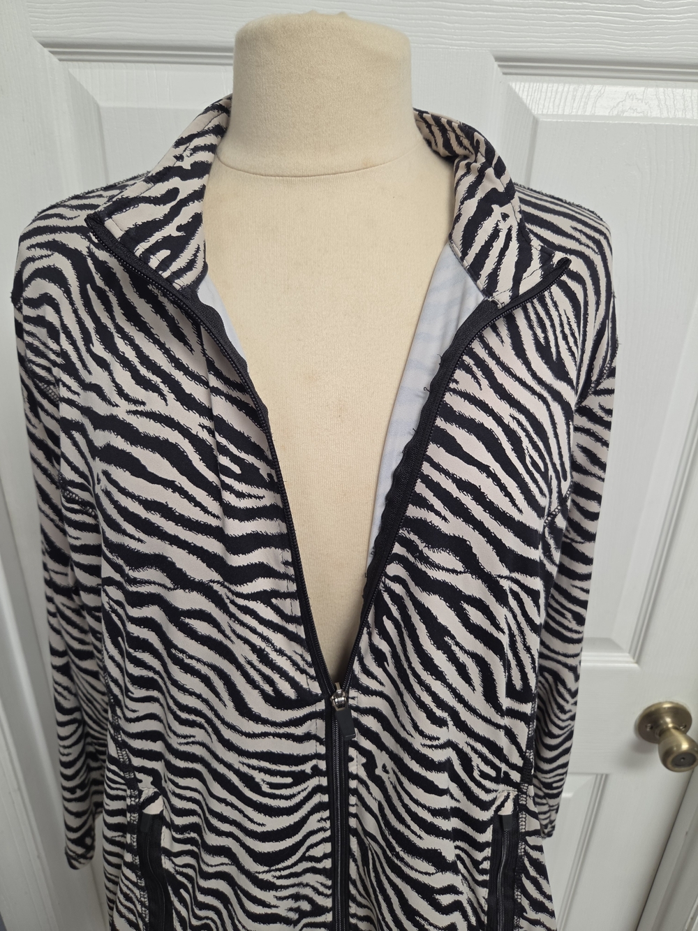 Lulu-B Black & White Zebra-Print Bomber Jacket - Picture 3 of 11
